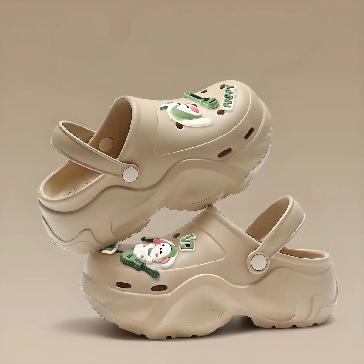 Women DIY Cute Animal button Decor Clogs Fashion Summer Spring Autumn Beach Sandals Cave Hole Female Garden Shoes Students Girls