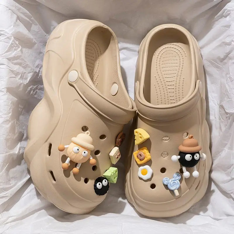 Women DIY Cute Animal button Decor Clogs Fashion Summer Spring Autumn Beach Sandals Cave Hole Female Garden Shoes Students Girls